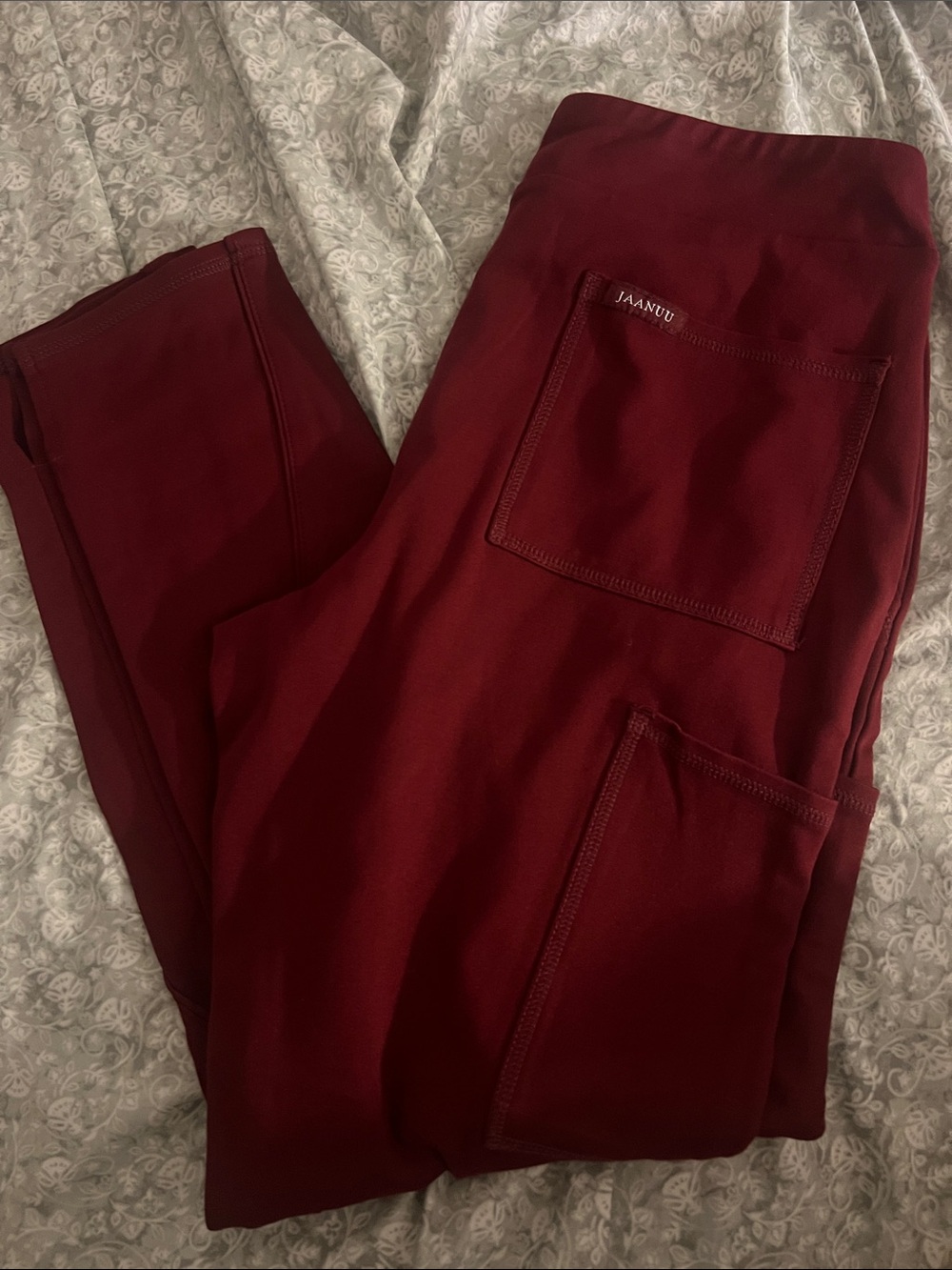 Jaanuu Womens Maroon scrub cargo  Pants Medium